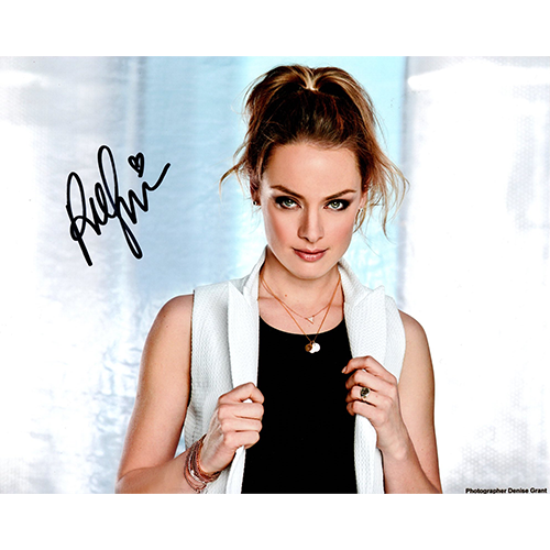 Rachel Skarsten Autographed 8"x10" (Birds Of Prey)
