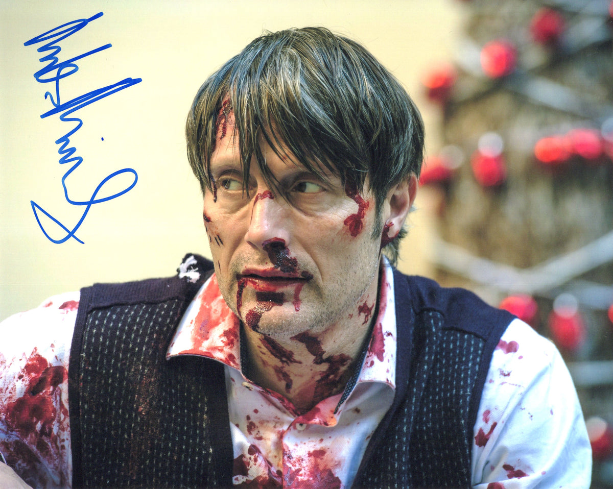 Mads Mikkelson Autographed 8" x 10" (Hannibal)