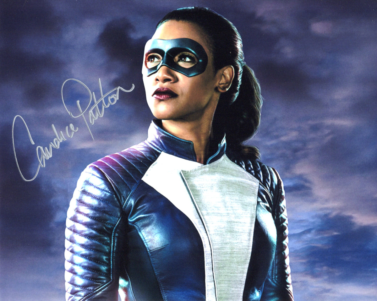 Candice Patton Autographed 8"x10" (Flash)