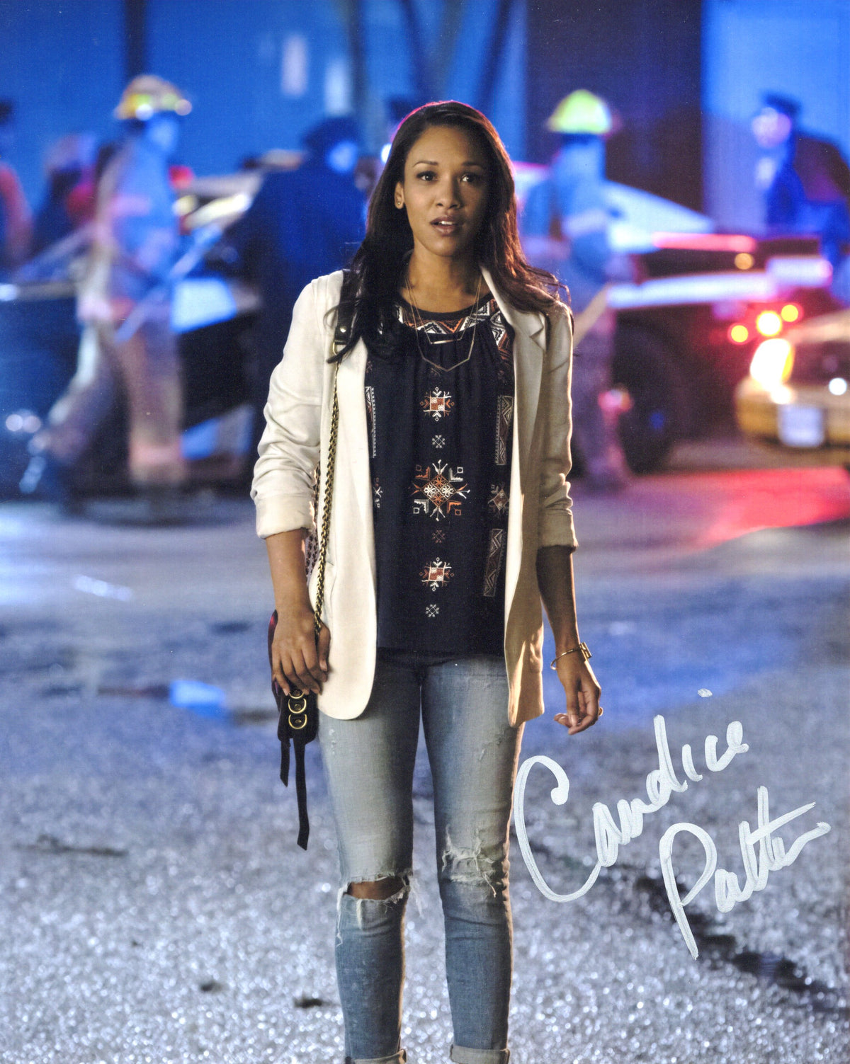 Candice Patton Autographed 8"x10" (Flash)