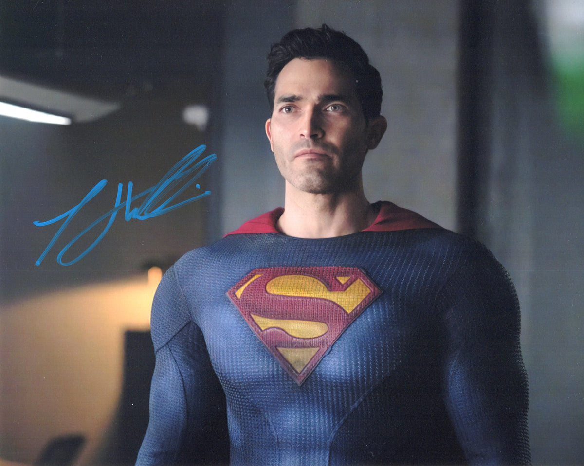 Tyler Hoechlin Autographed 8"x10" (Superman & Lois)