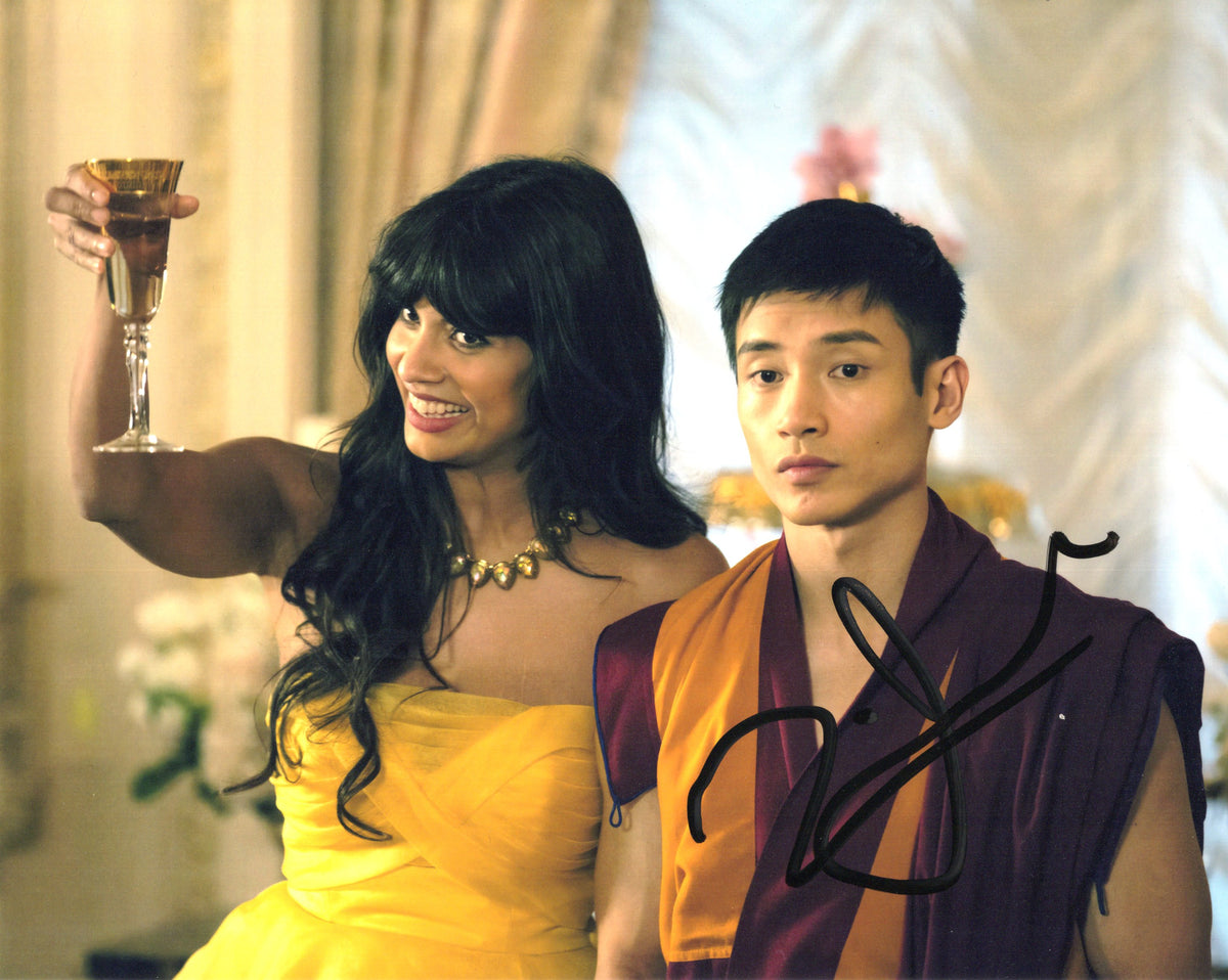 Manny Jacinto Autographed 8"x10" (The Good Place)